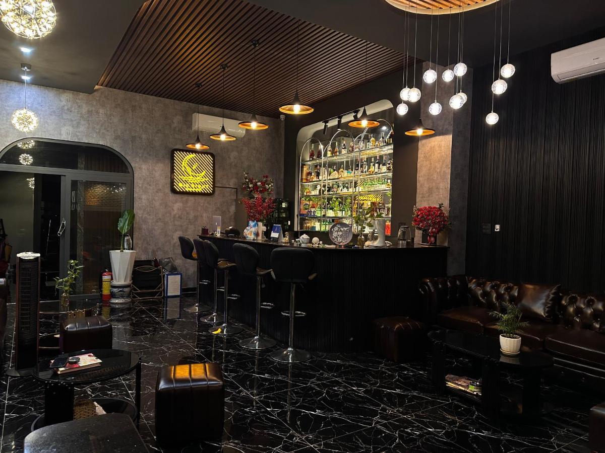 芹苴 Mid Night酒店 外观 照片