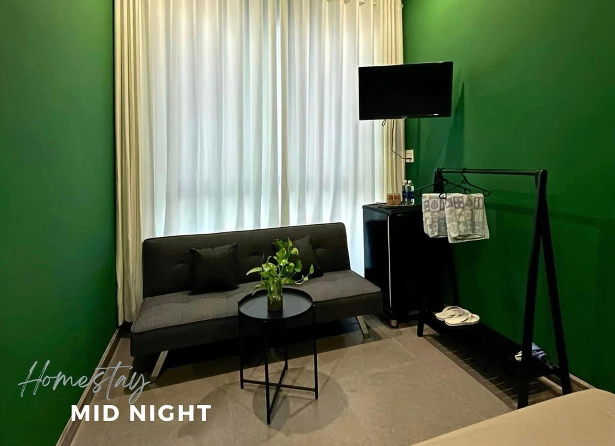 芹苴 Mid Night酒店 外观 照片